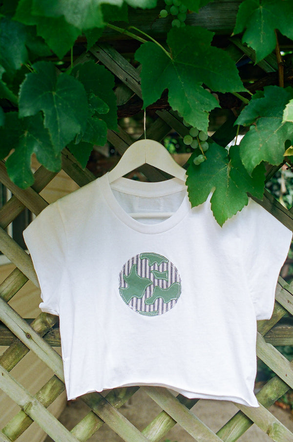 arielle sustainable fashion organic t-shirt